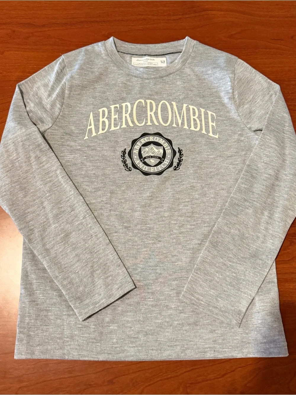 abercrombie kids Gray Logo Sweatshirts with Red Plaid Pajama Pants